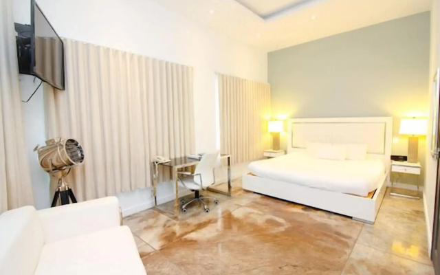 The Fritz Hotel