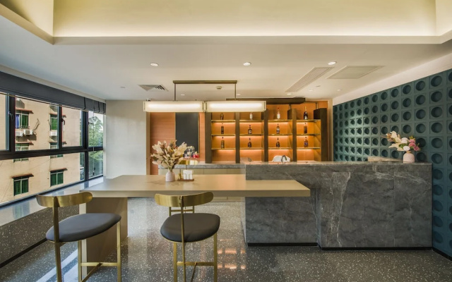 GZ Baiyun Airport MeHood Liz Hotel T1