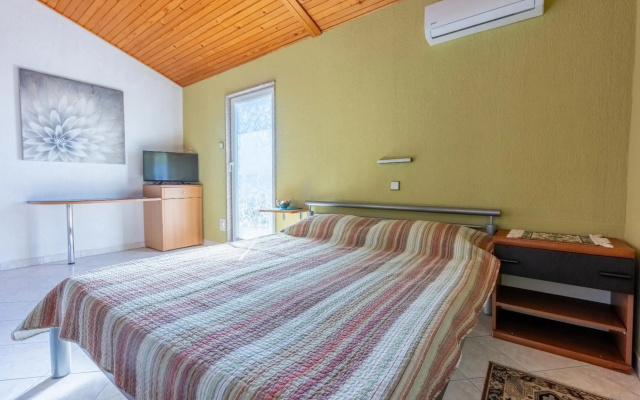 Apartman ELLEN 3