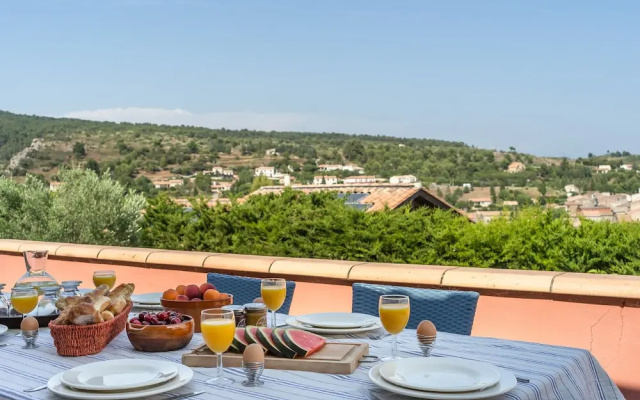 Villa in Caunes-Minervois with Private Pool