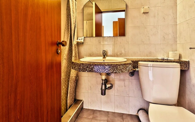 Amfora Beach Hotel