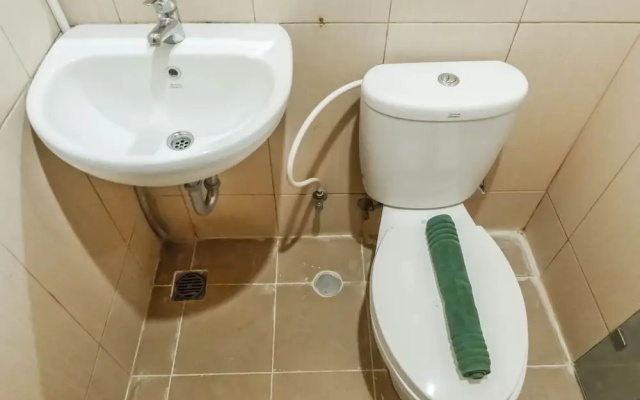 Relaxing Studio Apartment at Tamansari Papilio