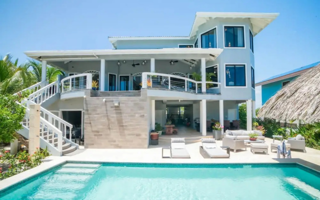 Luxury Oceanfront Villa w 2 Pools Beach Pier