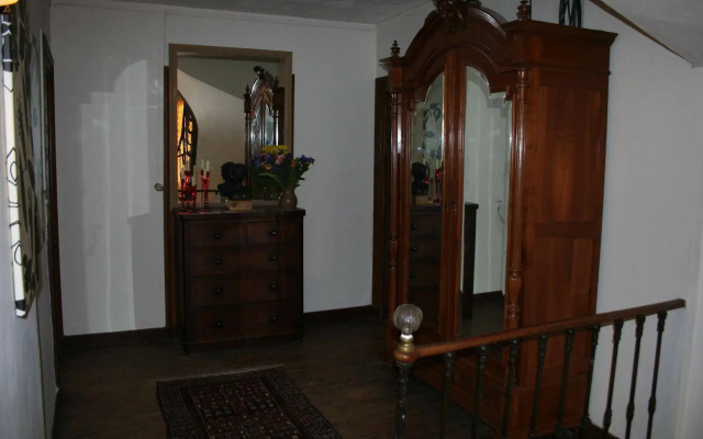 Le Voltaire Chambres et Table d'Hotes