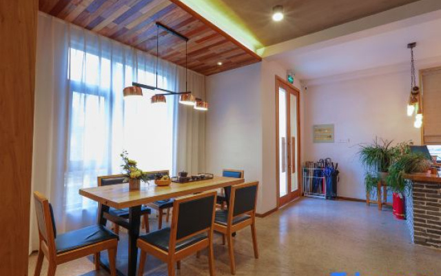 Yujian Weichi Hostel (Huangshan Scenic Area)