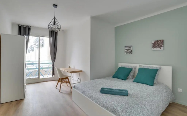 Magnifique T5 (12pers) 129m²-Climatisé-Vieux-Port
