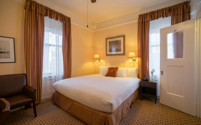 The Andrews Hotel