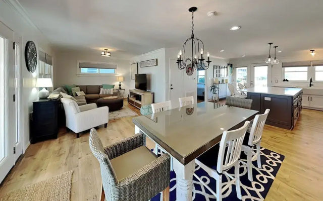 Sea Ya Beaches by Topsail Realty