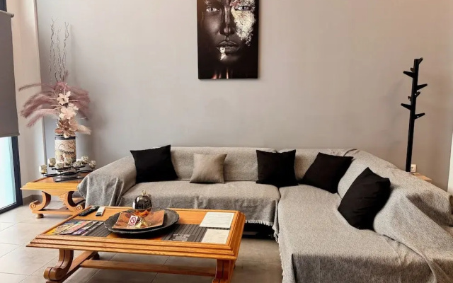 Thissio Luxury Apartment