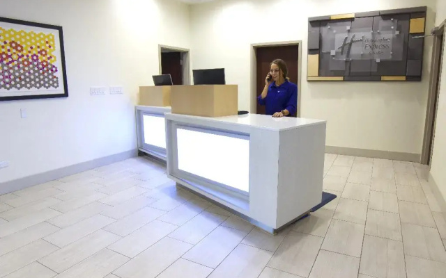 Holiday Inn Express Seguin