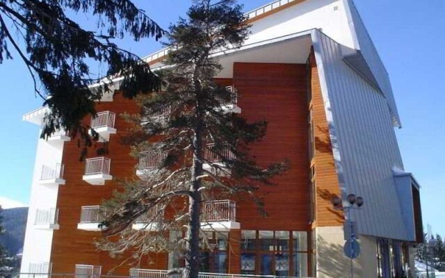 Dafovska Hotel вид на фасад