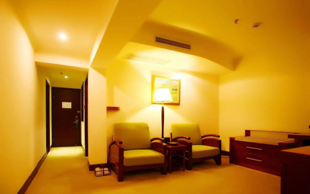 HuaJun Suite Hotel