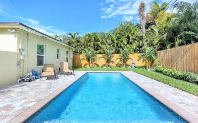 Tropical Retreat Studio - 632B