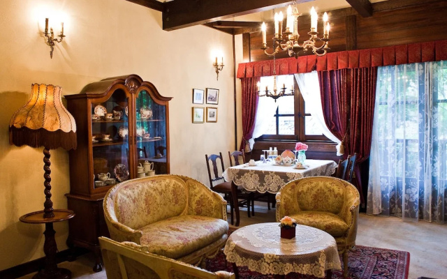 Ruze Villa