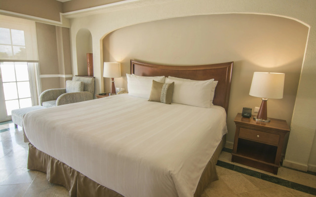 Villa Mercedes Merida, Curio Collection by Hilton