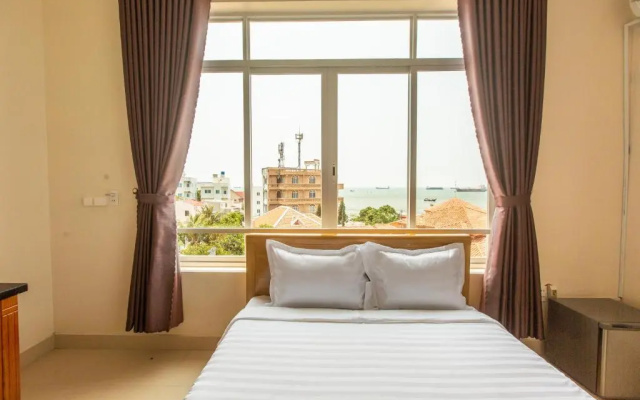 Hanh Phuc Hotel
