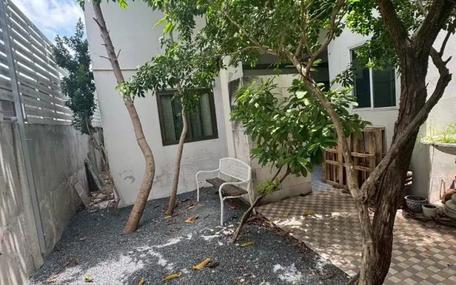 Sukhum Mega Bangna Guest House