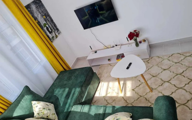 Racecourse Gardens Apartments