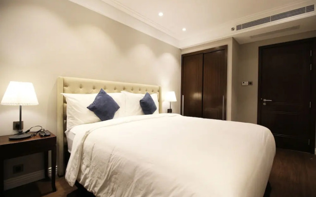 Neo Classic Condo