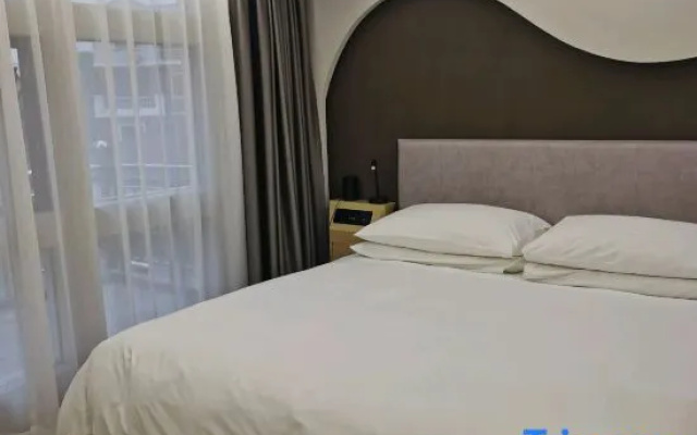 Jinwu Zhixuan Business Hotel (Jinhua Shimao City Plaza Wuzhou Ancient City Scenic Area Branch)