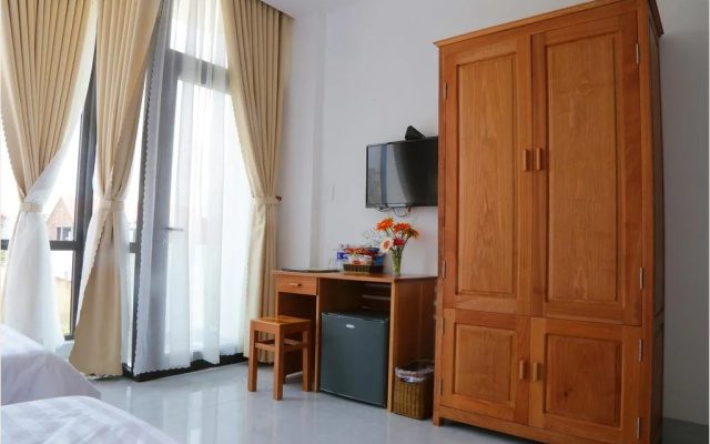 Danang Beach 2 Hotel