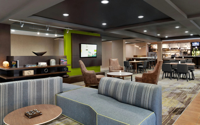 Courtyard by Marriott Tulsa Central