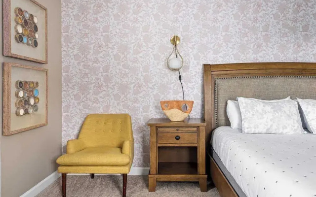5BR Themed Bedrooms at Storey Lake