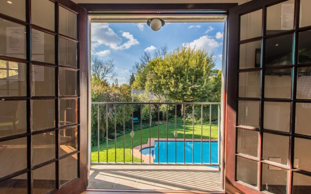 Garden View Suite