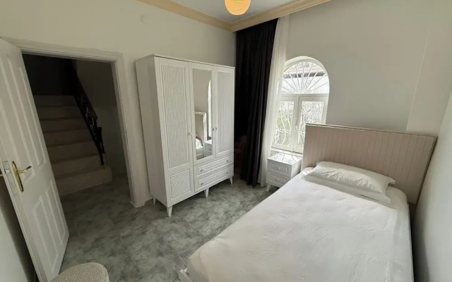 Mete 3 Villa İçmeler Weekly Daily Rentals