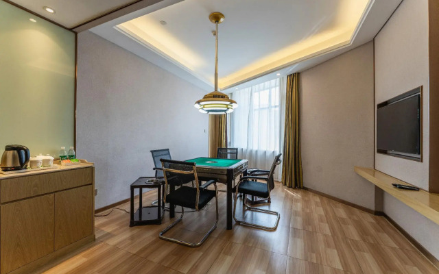 Vienna International Hotel (Nanchang BayiSquare Shangshagou Station))
