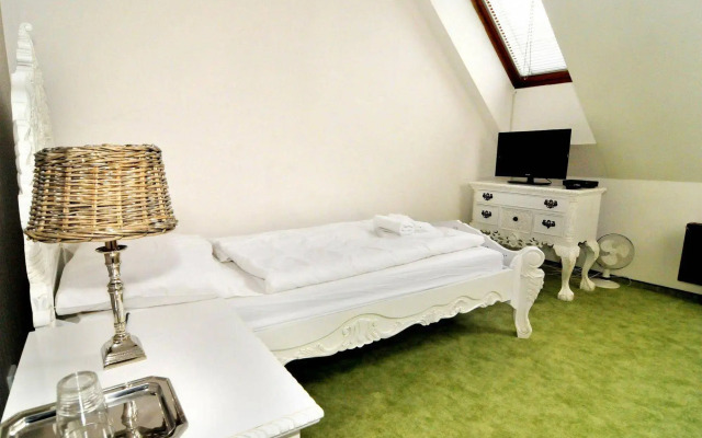 Old City Hotel