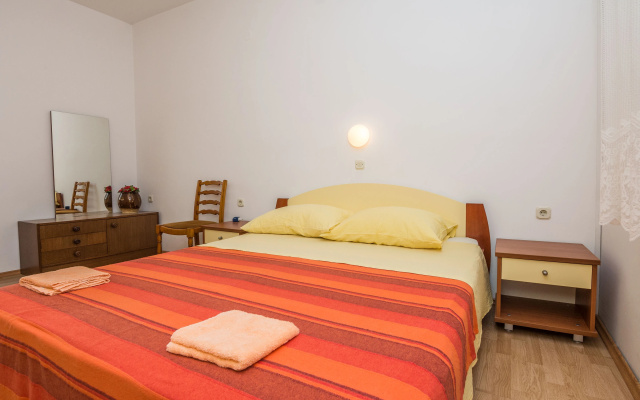 Apartment Basic 2