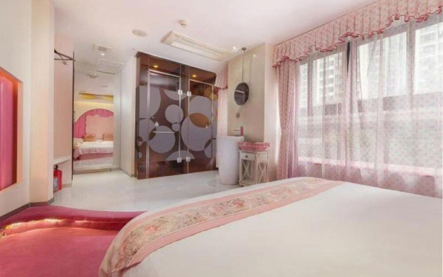 Your Hotel