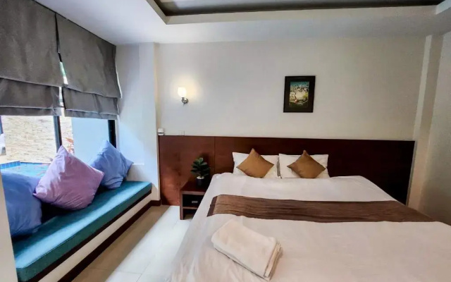 Diana Pool Access Phuket