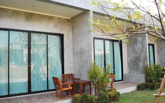 Molloft Resort