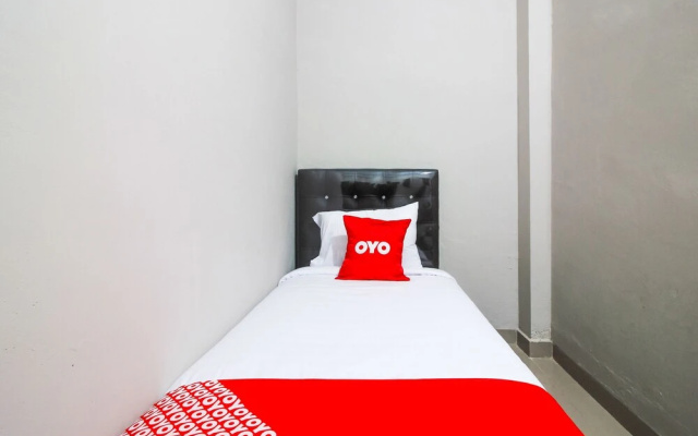Fajar Residence by OYO Rooms