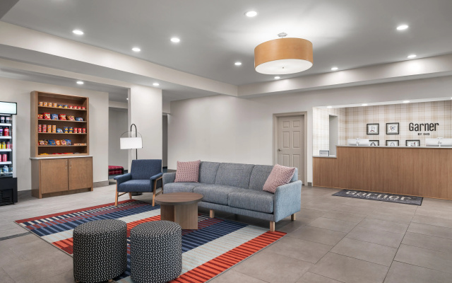 Garner Hotel Paducah West by IHG