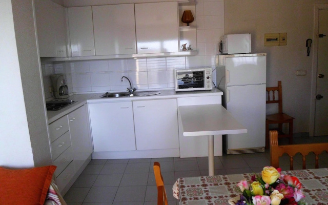 Apartamento 2059 - Rocmar 7 4-C