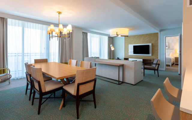 Wyndham Grand Clearwater Beach