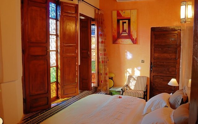 Отель Riad Adarissa Марокко, Фес - отзывы, цены и фото номеров - забронировать отель Riad Adarissa онлайн вид на фасад
