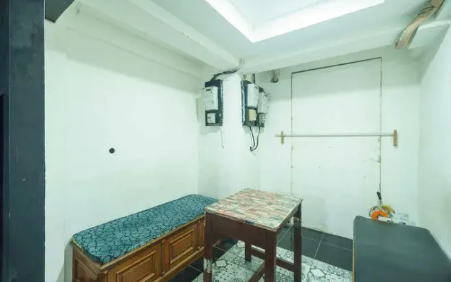 OYO 93133 Hotel Moraja Near Stikes Abdi Nusantara