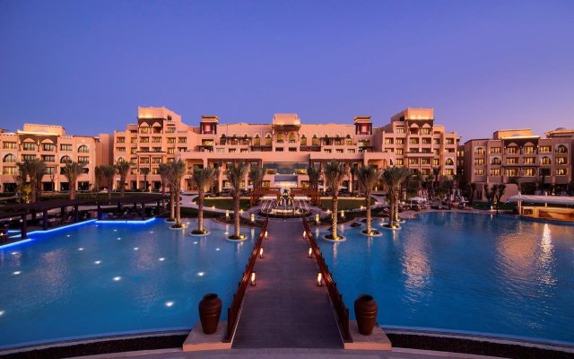 Отель Saadiyat Rotana Resort and Villas ОАЭ, Абу-Даби - отзывы, цены и фото номеров - забронировать отель Saadiyat Rotana Resort and Villas онлайн вид на фасад