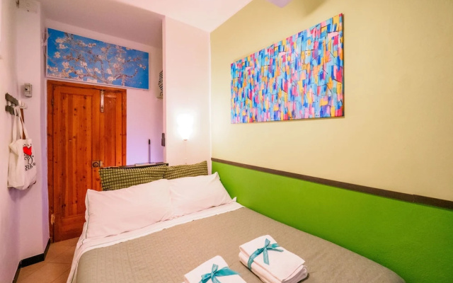 Carmelina Tiny Village Room