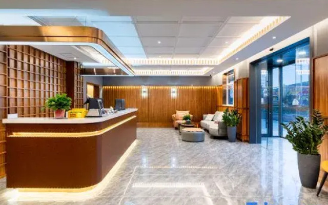 ZK Hotel (yizhuangjingjikaifaquMaqiqiao Branch)