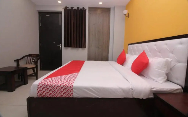 Chugh House By OYO Rooms