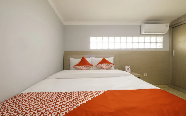 The Karins Guesthouse by OYO Rooms