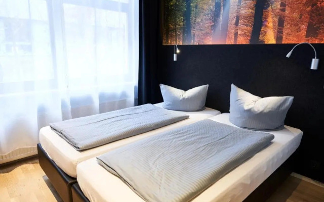 ARRIVEL Hotel Kirchheim - bisher: Novitel