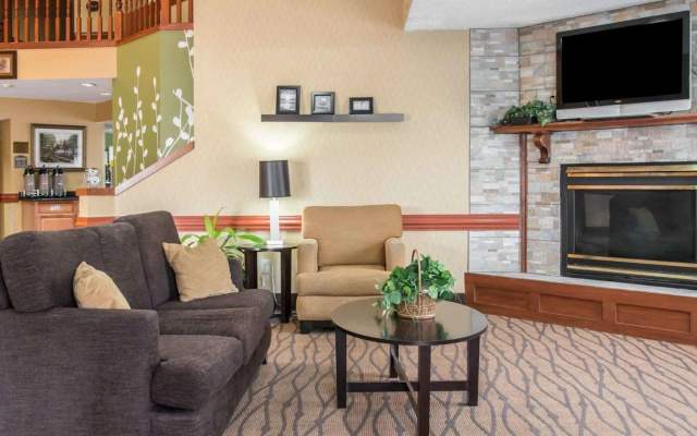 Spark by Hilton Grand Rapids
