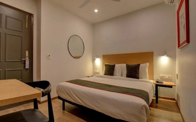 OYO Townhouse 117 Punjabi Bagh