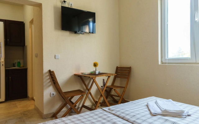 Apartments Lora